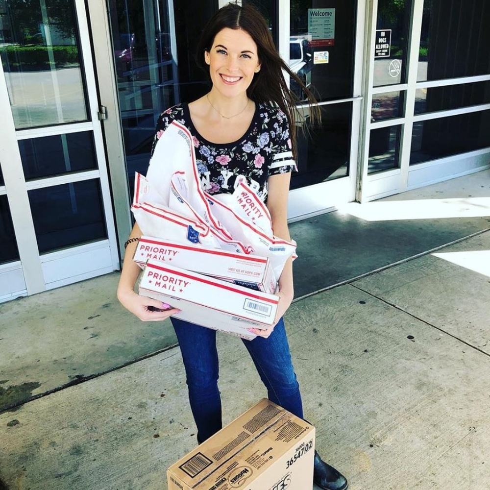 Meet Your Posher, Meredith (Thread Mouse)